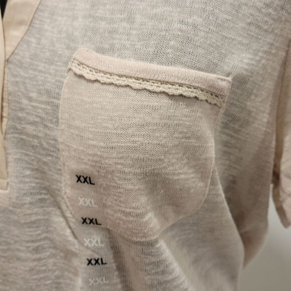 ⭐2/$20⭐ Polo Tshirt XXL - Picture 7 of 10